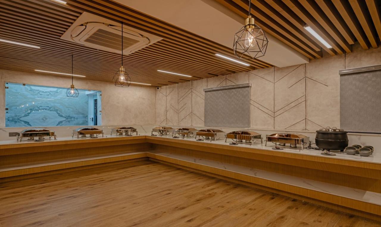 Treebo Premium D Consulate Hotell Hyderabad Eksteriør bilde